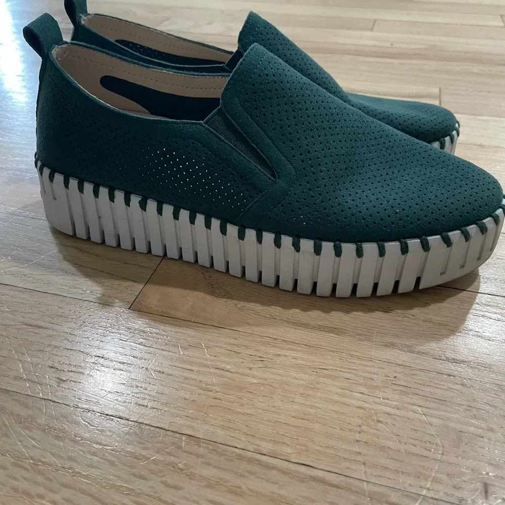 Ilse Jacobsen Green Platform Slip-Ons